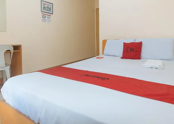 Reddoorz @ Asiana Hotel *